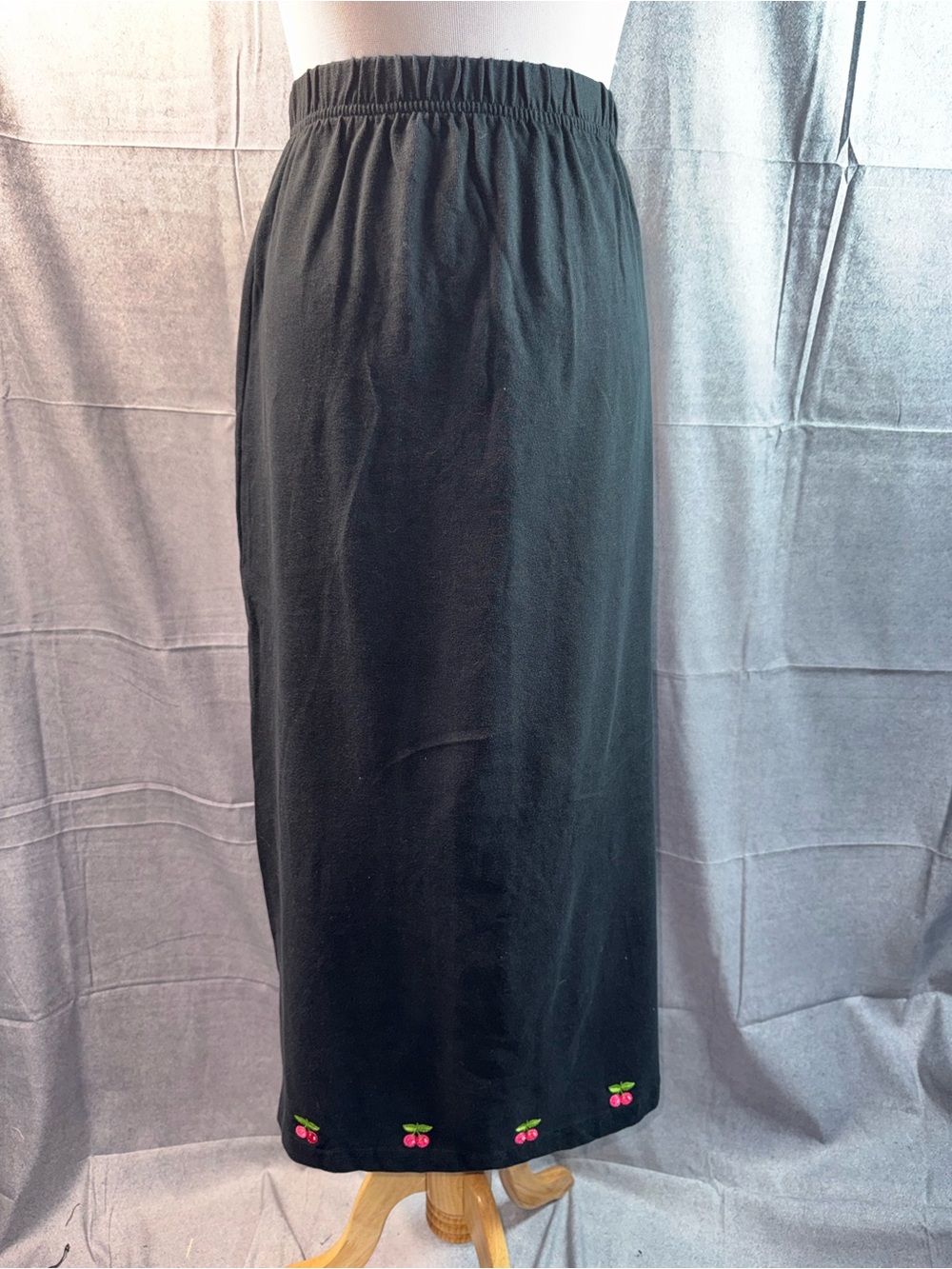 1823-Quacker Factory Black Maxi Skirt with Cherry Hem Embroidery